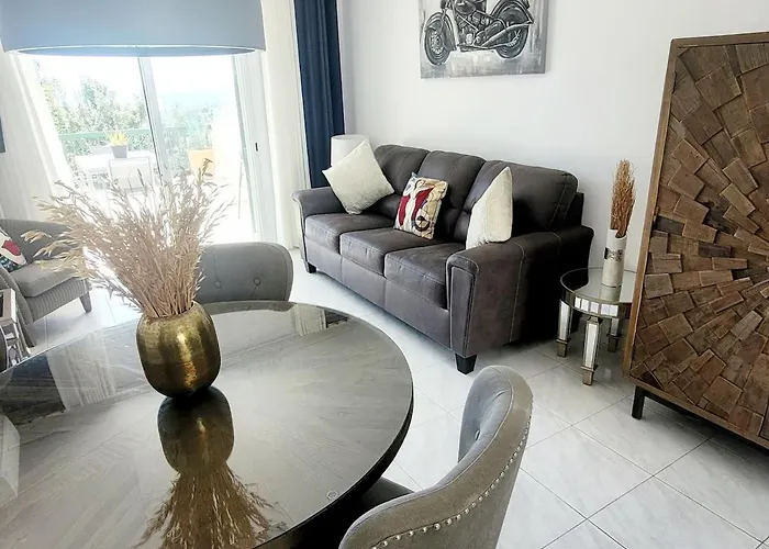 Pj's Apartment, Paphos, Cyprus Klorakas