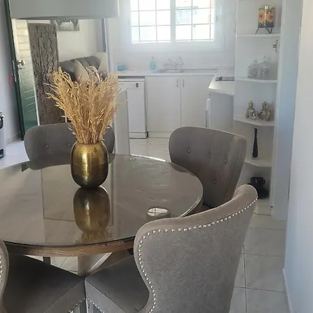 Pj's Apartment, Paphos, Cyprus